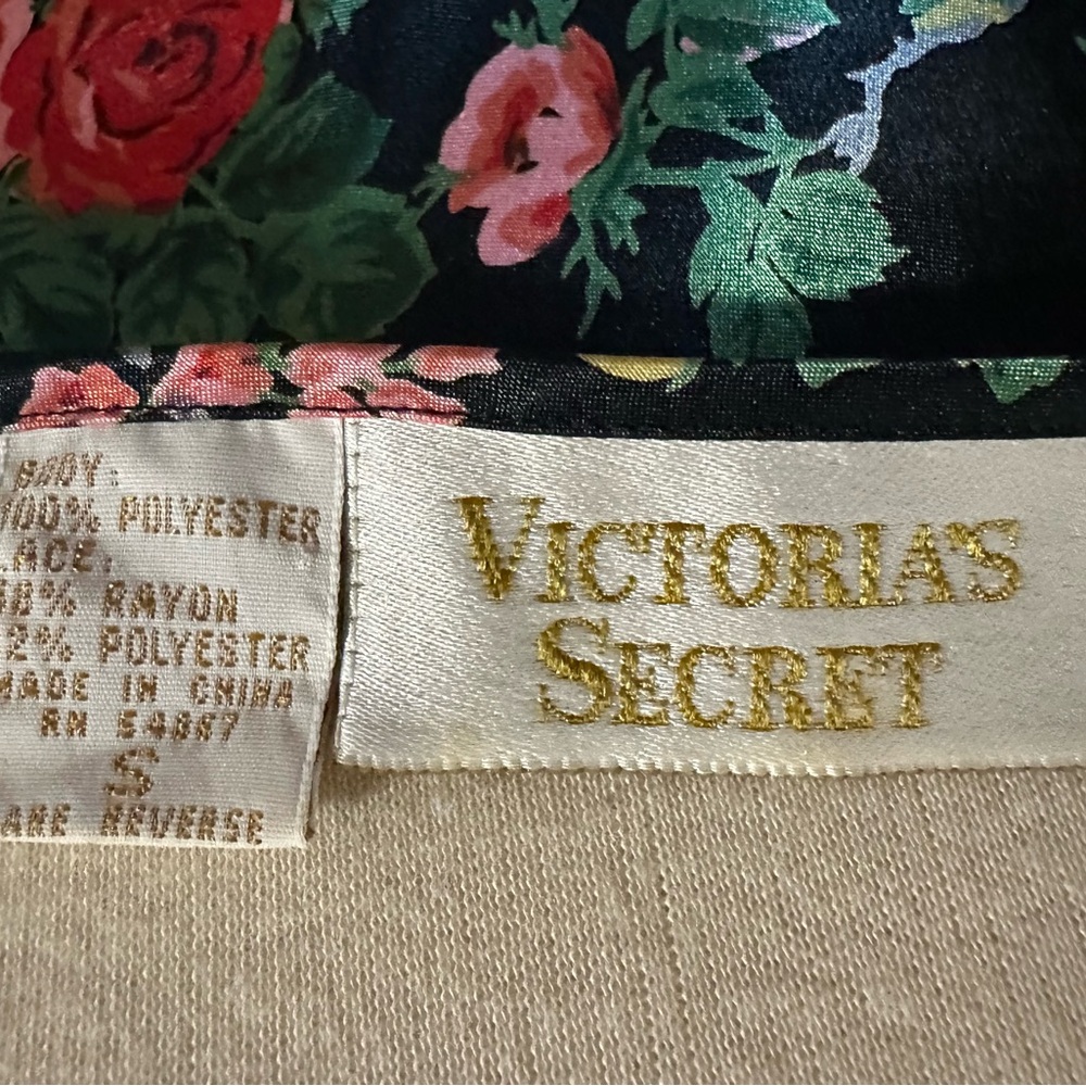 Victoria's Secret Black and Pink Floral Vintage Camisole Size Small - Picture 7 of 8